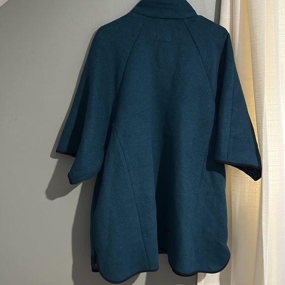 OLD NAVY HALF SLEEVE COAT - Picture 3 of 4